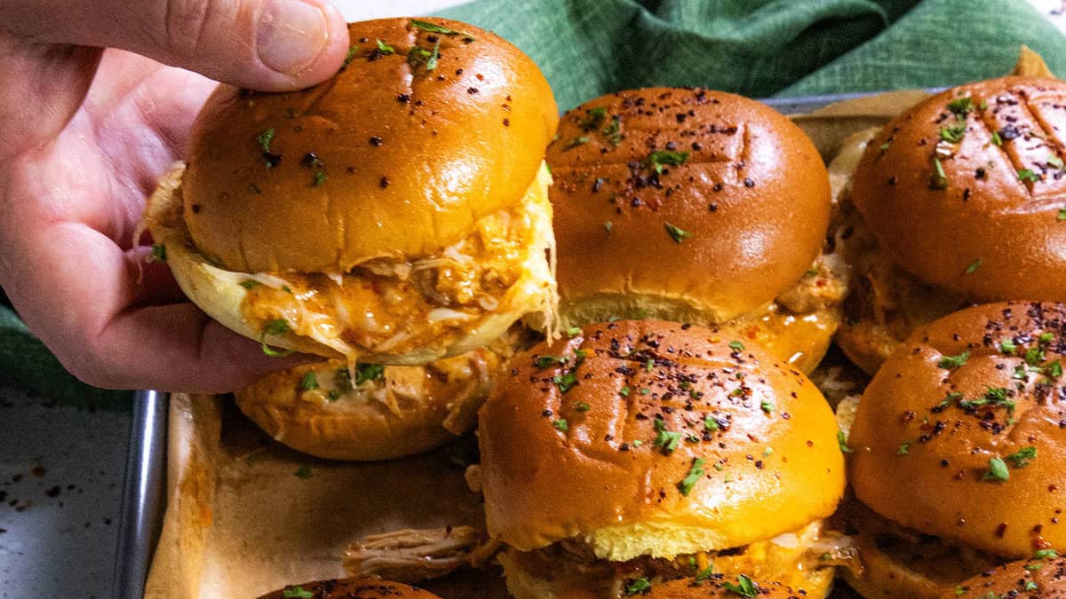 Buffalo Chicken Sliders Recipe - Chili Pepper Madness