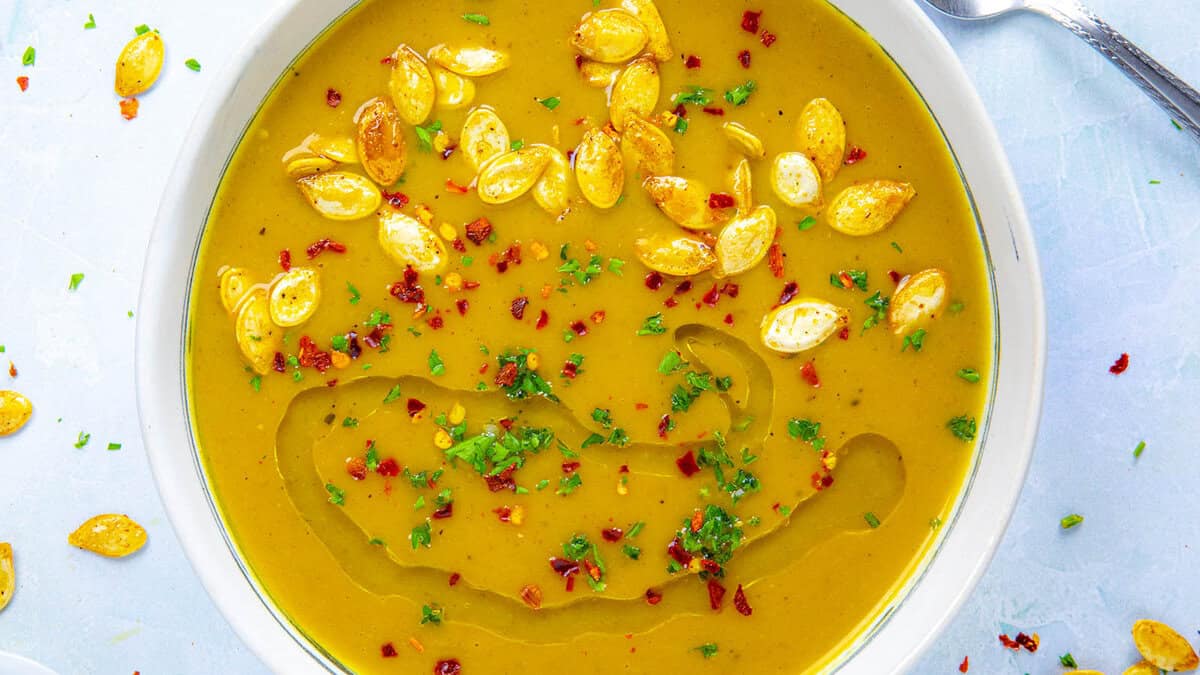 Pumpkin Soup Recipe (Creamy & Spiced) - Chili Pepper Madness