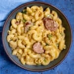 Creamy Cajun Mac and Cheese in a bowl