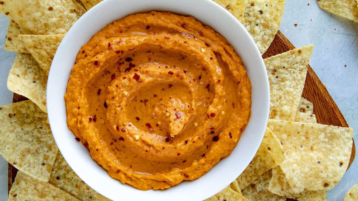 Easy Creamy White Bean Dip Recipe - Chili Pepper Madness
