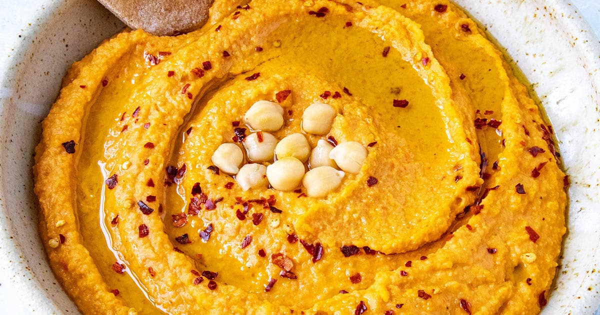 Roasted Red Pepper Hummus - Chili Pepper Madness
